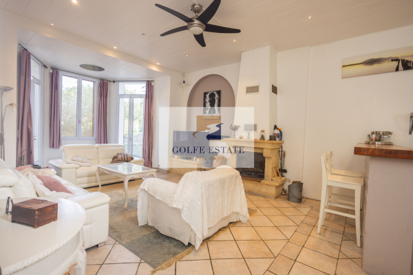 Maison de luxe à vendre à Cavalaire-sur-Mer, 1 459 000 €, Photo 5