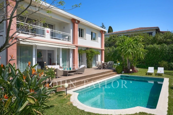 Maison de luxe à louer à Cannes, 0 €, Photo 1