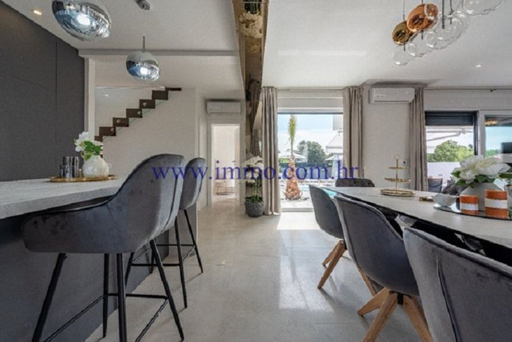 Maison de luxe à vendre à Zadar, 1 250 000 €, Photo 7