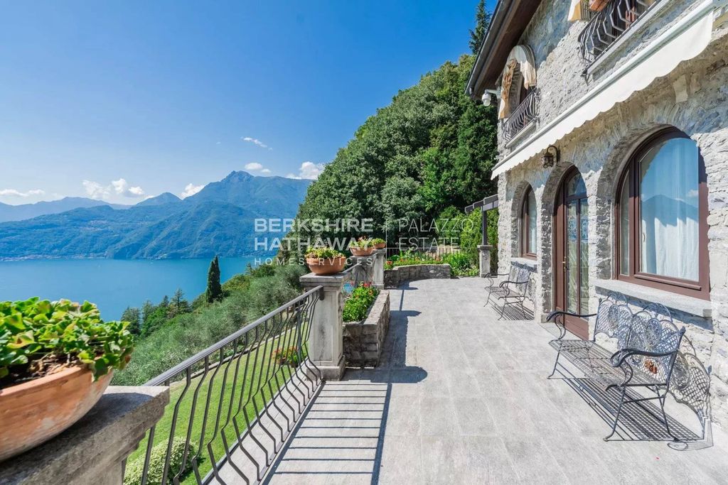 Luxury House for sale in Perledo, 3 700 000 €, Photo 1