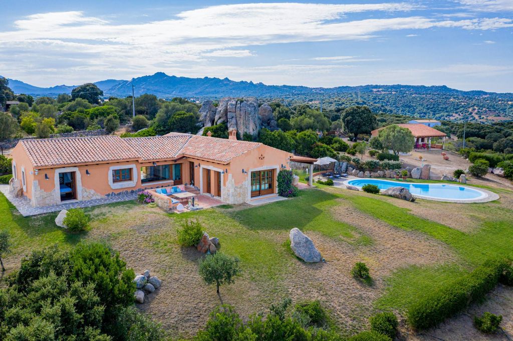 Maison de luxe à vendre à Olbia, 1 450 000 €, Photo 3