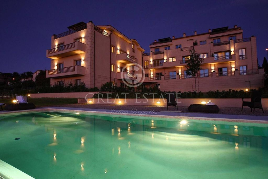 Luxury Apartment for sale in San Casciano Dei Bagni, 577 500 €, Photo 3