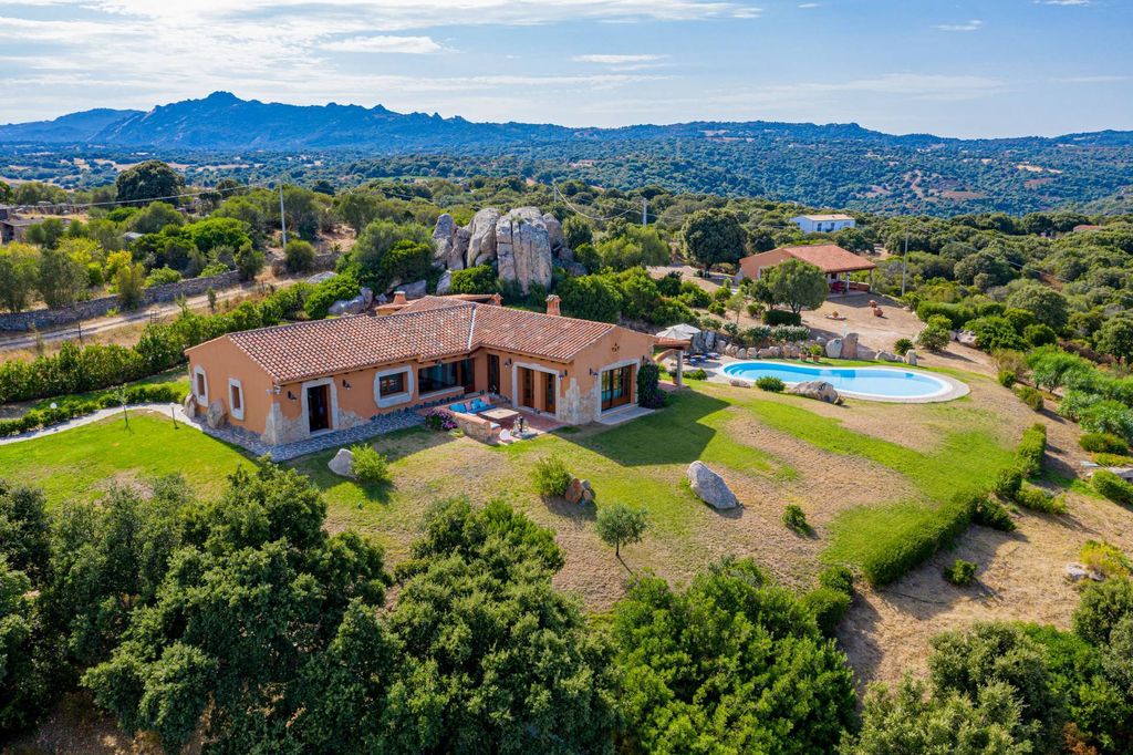 Maison de luxe à vendre à Olbia, 1 450 000 €, Photo 4