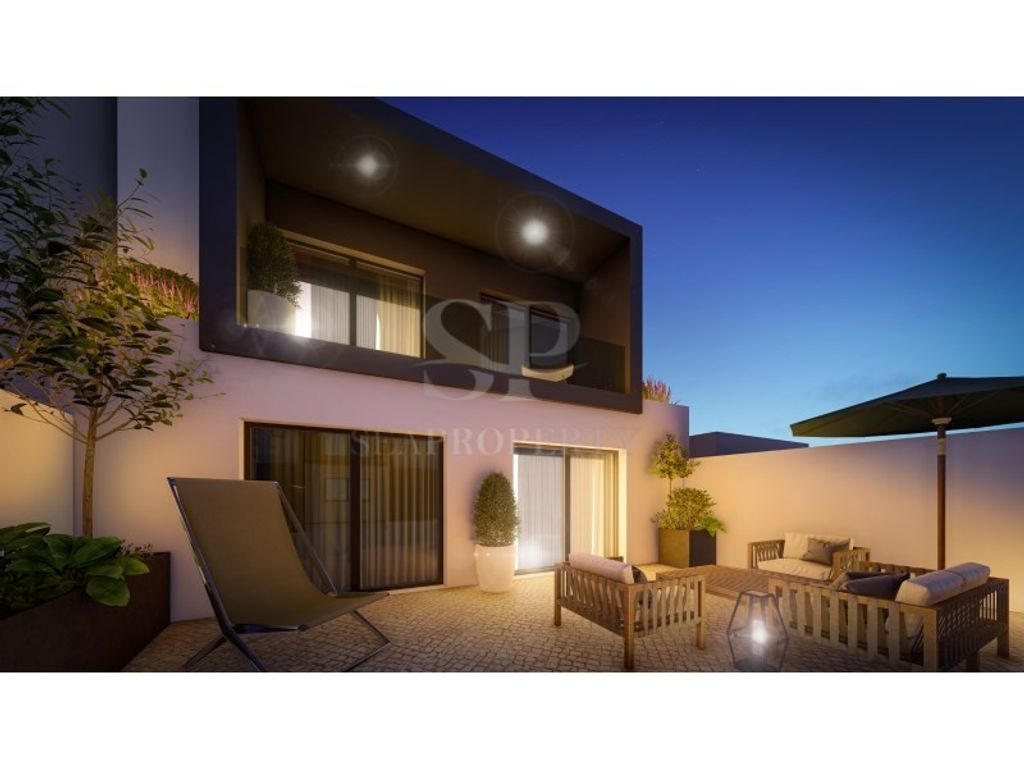 Maison de luxe à vendre à Peniche, 650 000 €, Photo 1