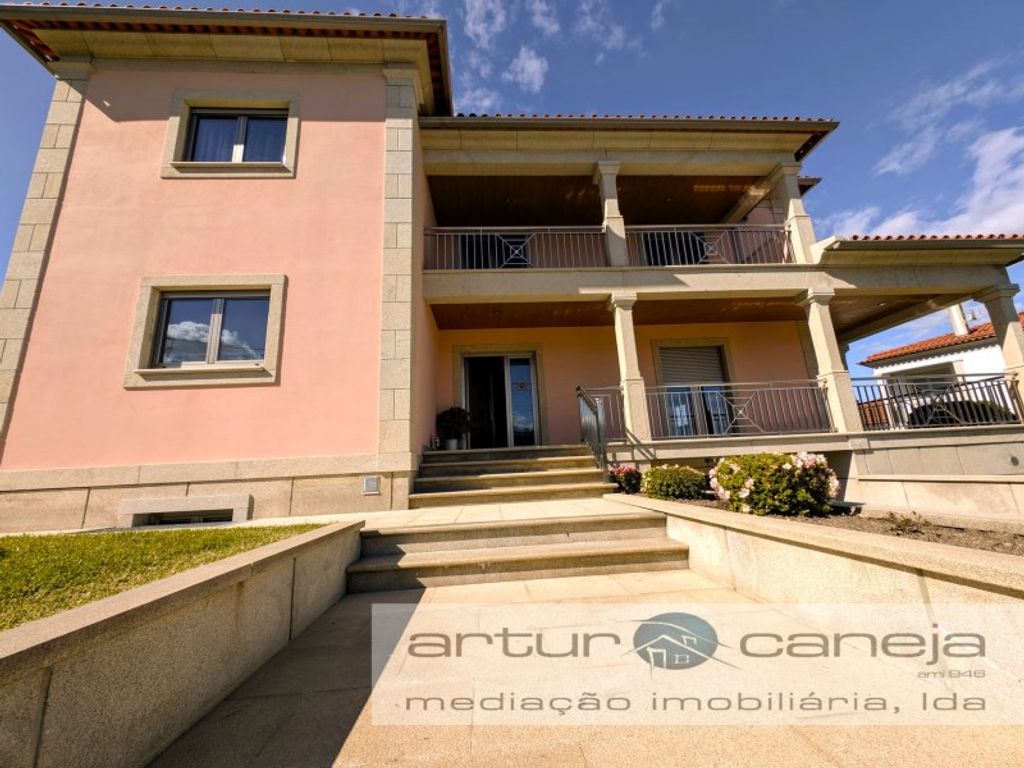 Maison de luxe à vendre à Arcos de Valdevez, 750 000 €, Photo 2