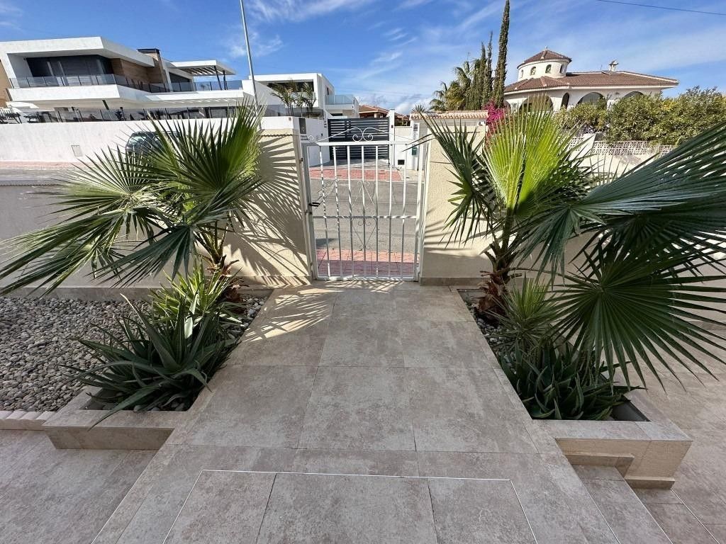 Maison de luxe à vendre à Ciudad Quesada, 650 000 €, Photo 2