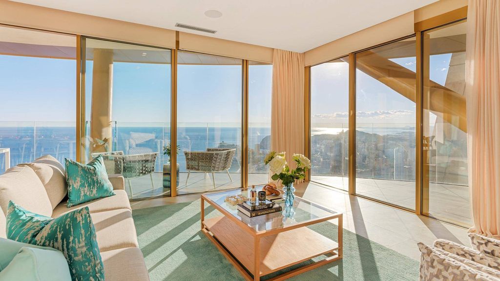 Luxury Apartment for sale in Benidorm, 995 000 €, Photo 1