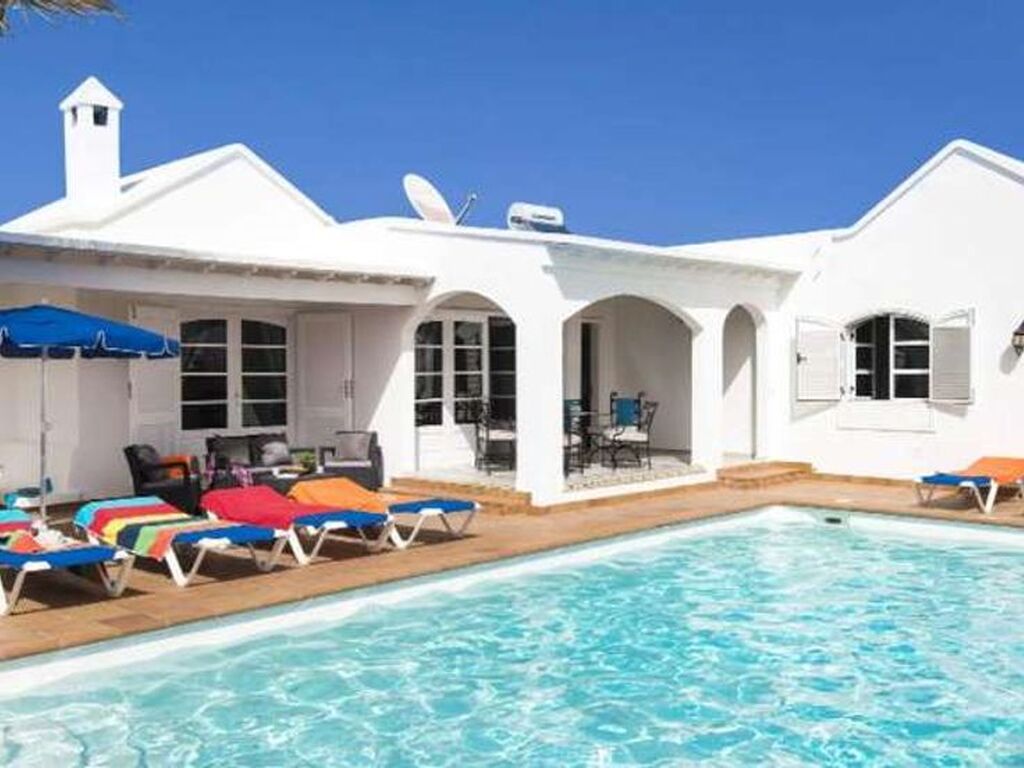 Maison de luxe à vendre à Puerto Del Carmen, 1 300 000 €, Photo 1