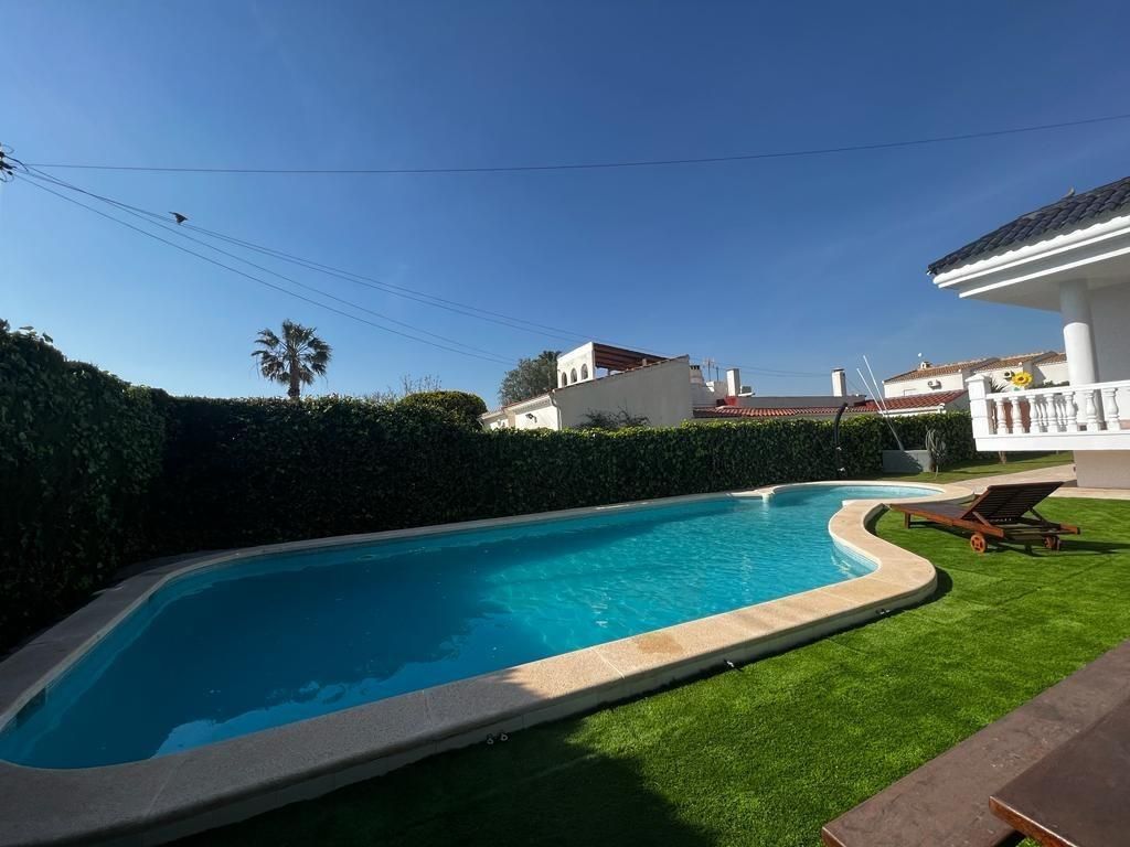 Maison de luxe à vendre à Torrevieja, 890 000 €, Photo 2