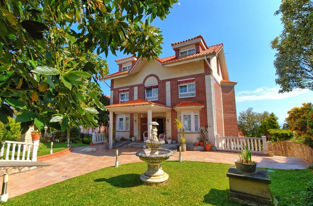 Luxury House for sale in Castro-Urdiales, 1 280 000 €, Photo 1