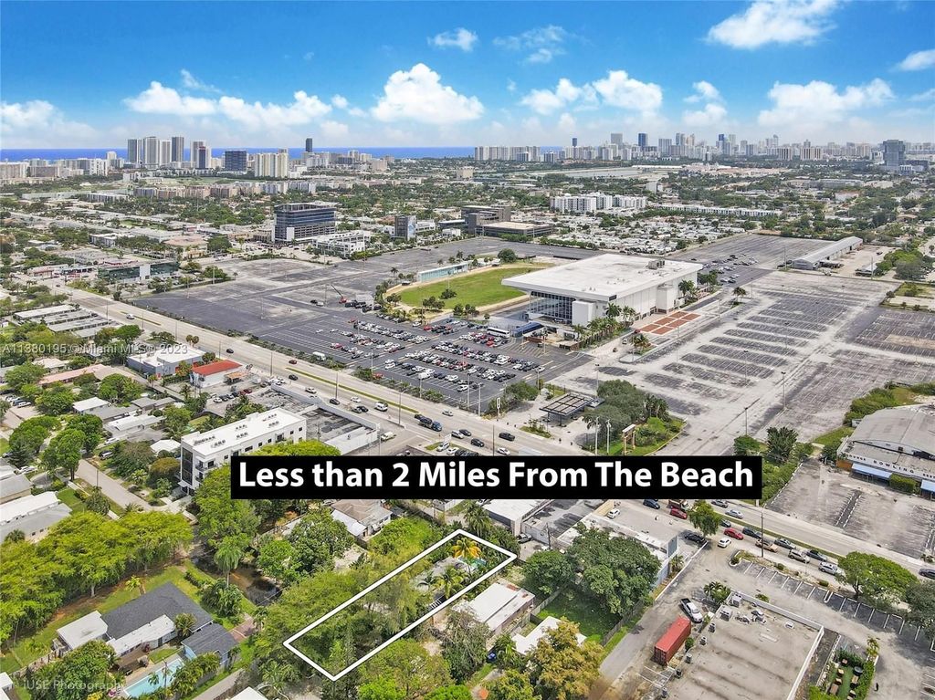 Luxury House for sale in Hollywood, 854 153 €, Photo 5