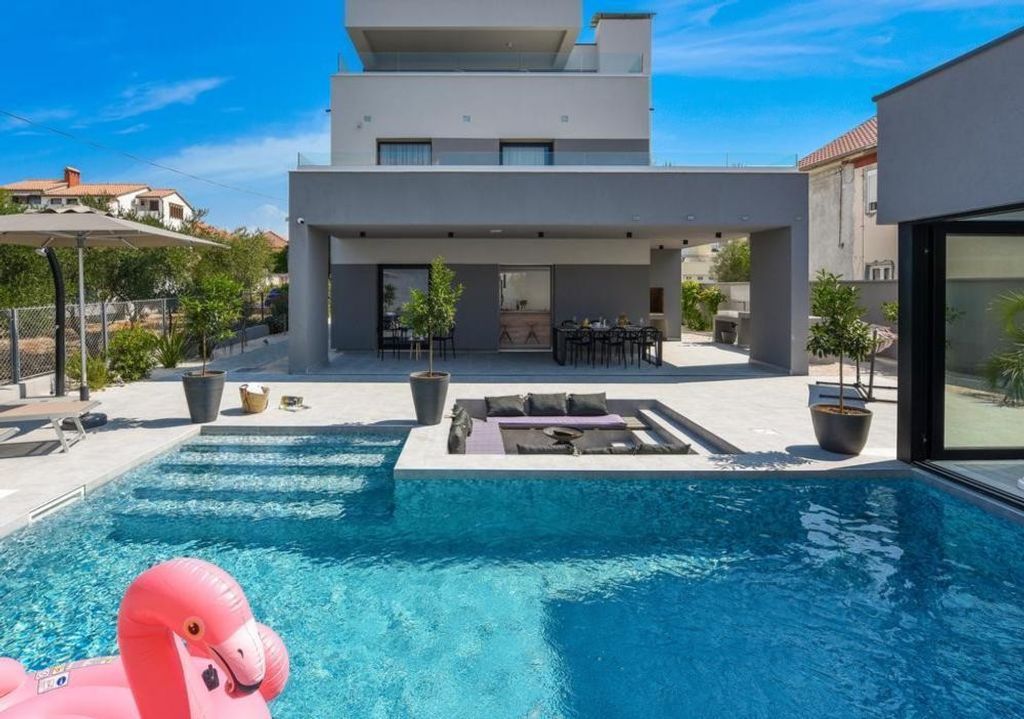 Maison de luxe à vendre à Zadar, 2 000 000 €, Photo 1