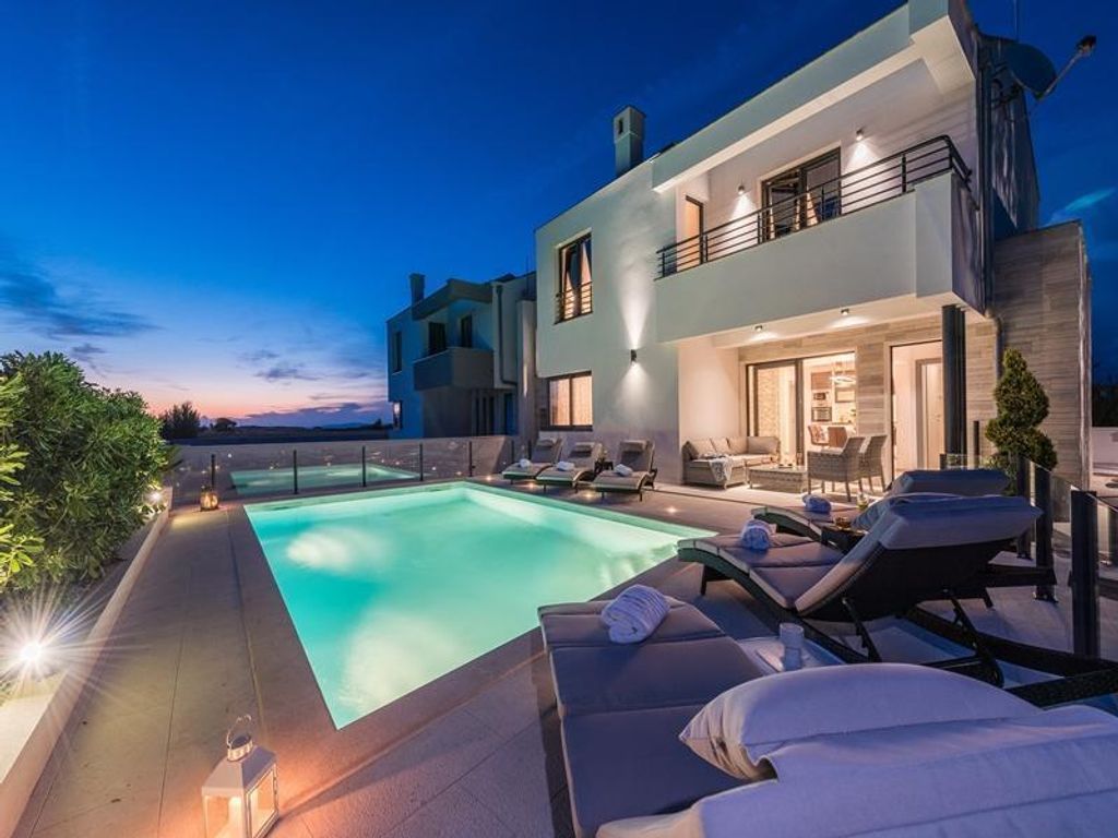 Maison de luxe à vendre à Privlaka, 750 000 €, Photo 1