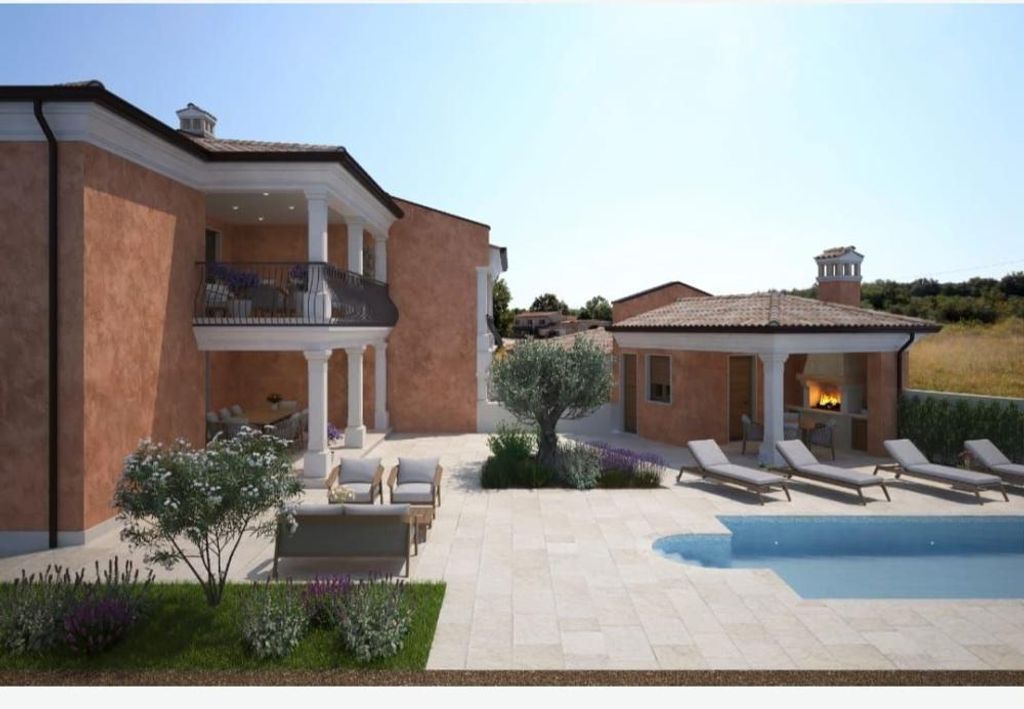Maison de luxe à vendre à Momjan, 670 000 €, Photo 1