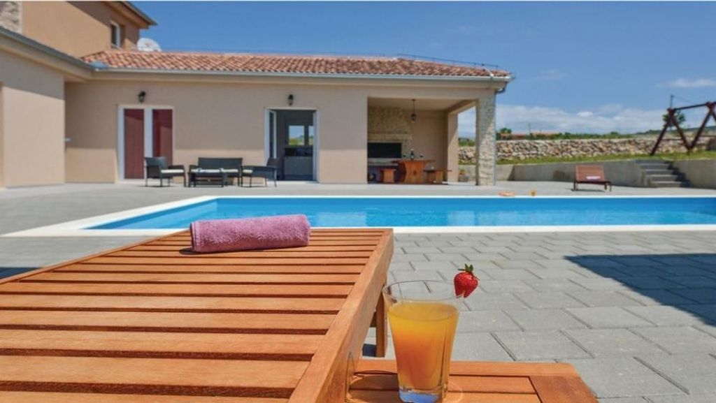 Maison de luxe à vendre à Zadar, 750 000 €, Photo 3