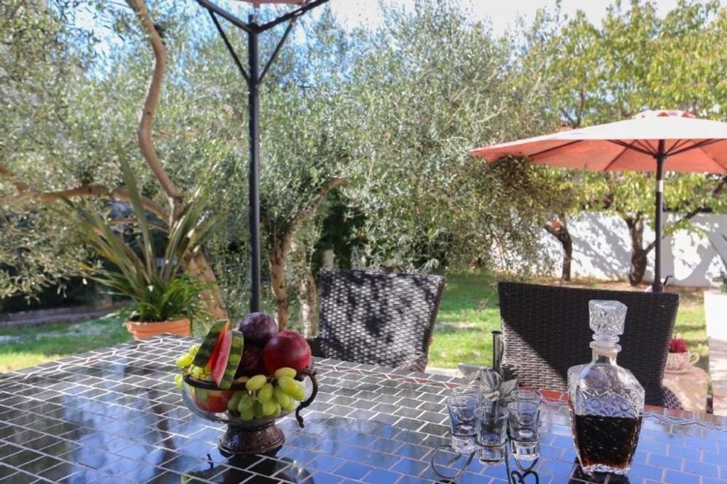 Maison de luxe à vendre à Ciovo, 1 290 000 €, Photo 3