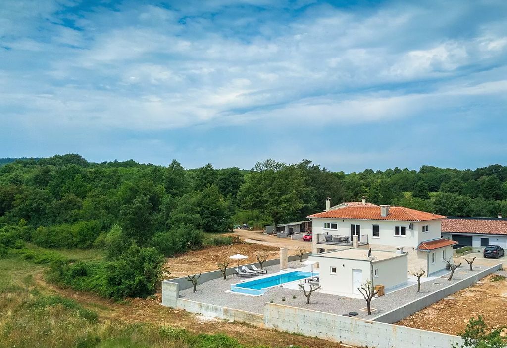 Maison de luxe à vendre à Labin, 737 000 €, Photo 3