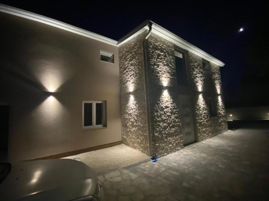Maison de luxe à vendre à Kaštelina, 1 000 000 €, Photo 3