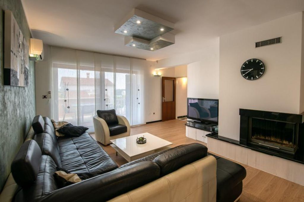 Maison de luxe à vendre à Vinkuran, 570 000 €, Photo 5
