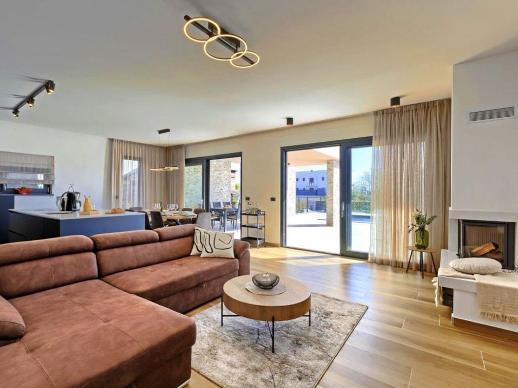 Maison de luxe à vendre à Porec, 880 000 €, Photo 6