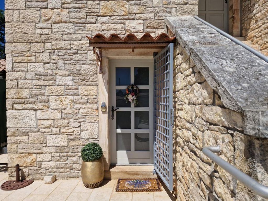 Maison de luxe à vendre à Svetvincenat, 790 000 €, Photo 6