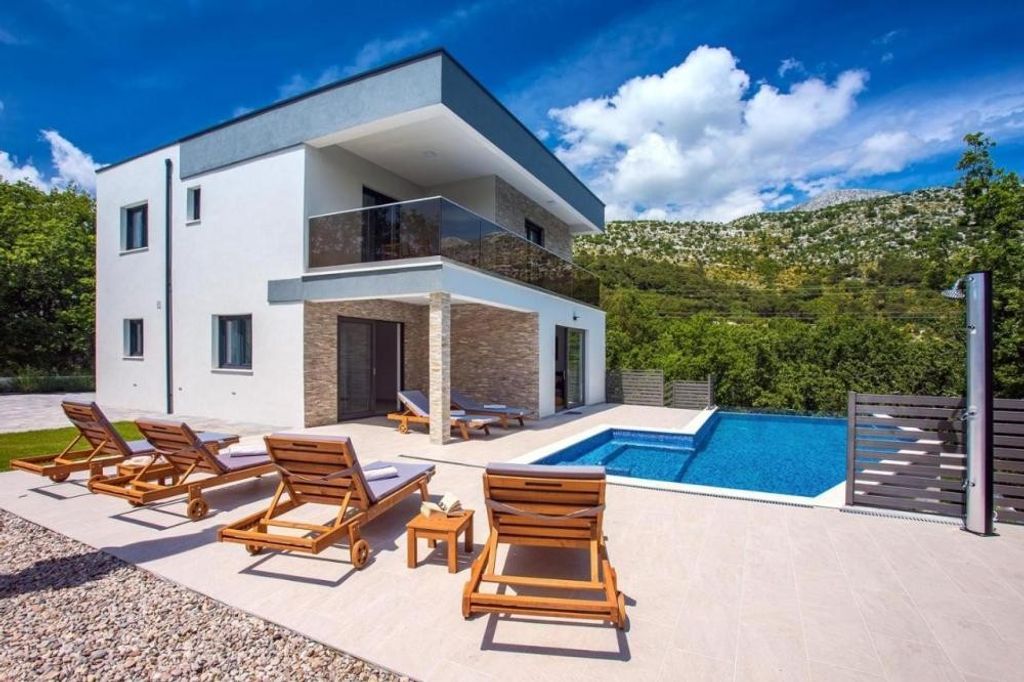 Luxury House for sale in Omiš, 1 500 000 €, Photo 5