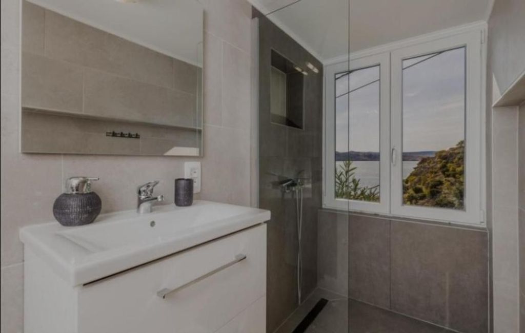 Luxury House for sale in Cesarica, 900 000 €, Photo 2