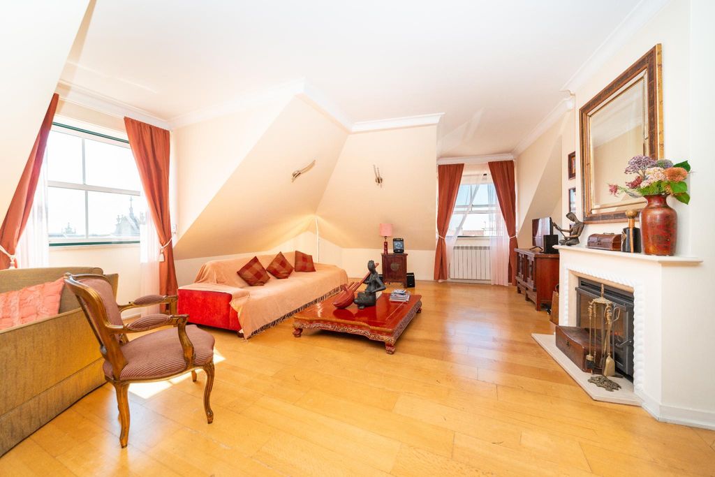 Appartement de luxe à vendre à Lisbon, 1 250 000 €, Photo 2