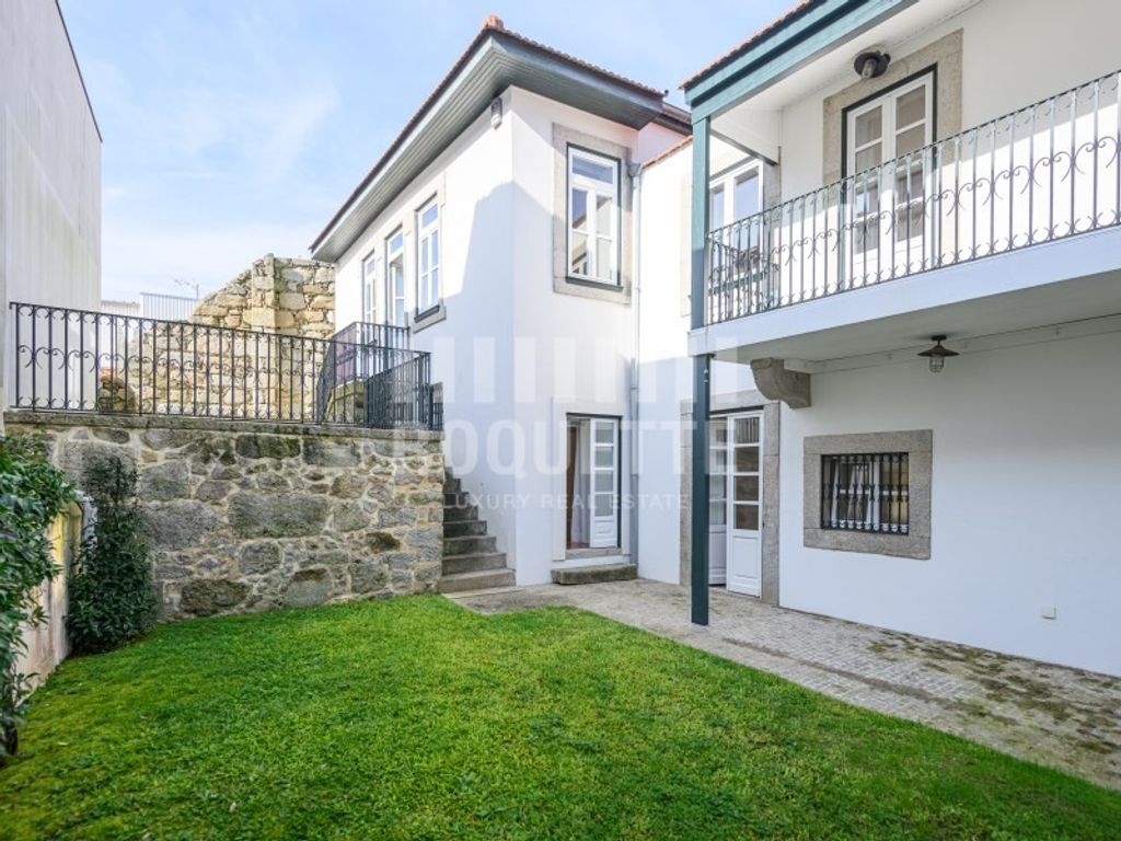 Luxury House for sale in Porto, 2 850 000 €, Photo 1