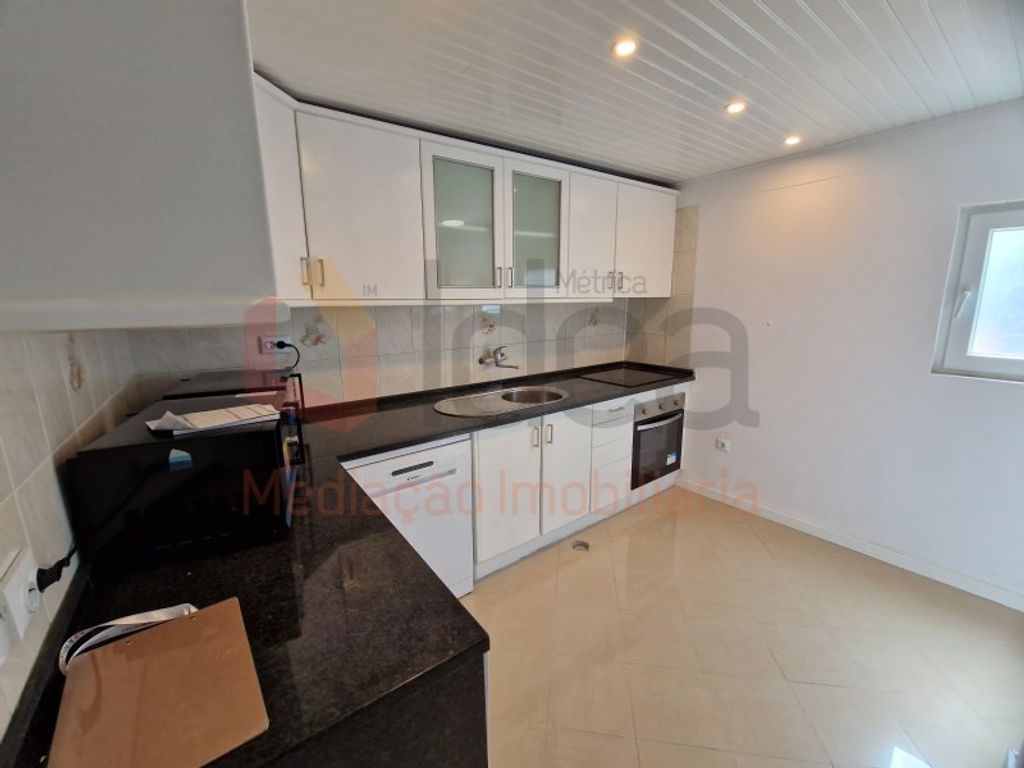 Maison de luxe à vendre à Lisbon, 555 000 €, Photo 1