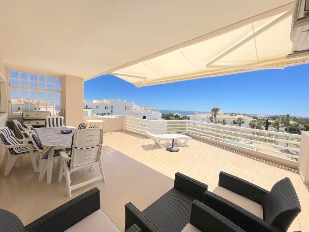 Luxury Apartment for sale in Portimão, 639 000 €, Photo 1