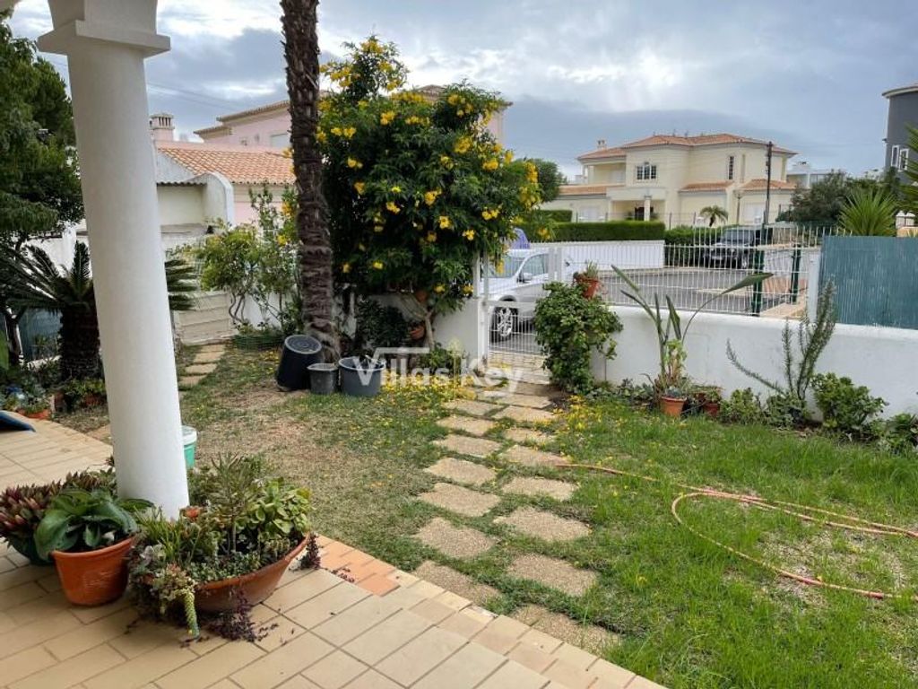 Maison de luxe à vendre à Portimão, 800 000 €, Photo 1