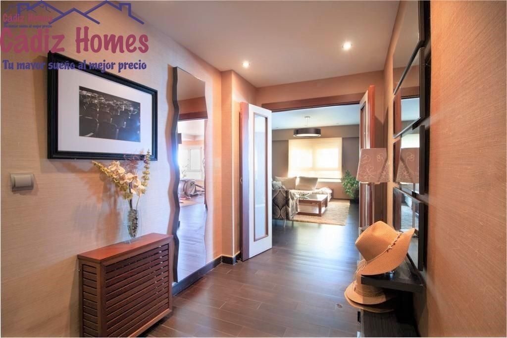 Luxury Apartment for sale in Cadiz, 900 000 €, Photo 5