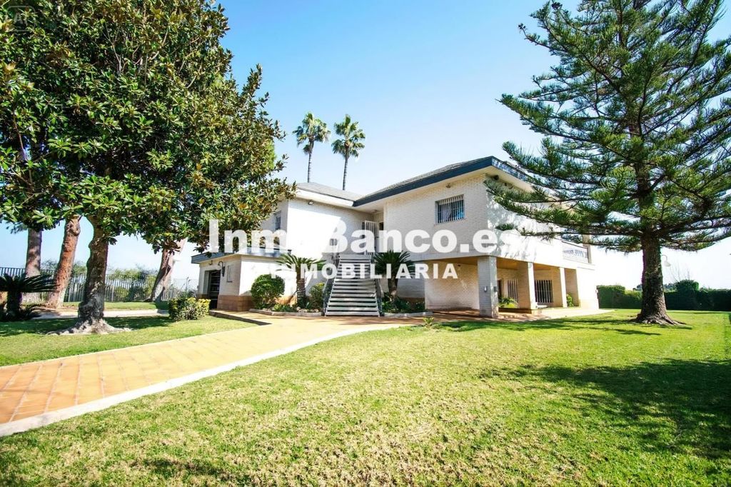 Maison de luxe à vendre à Chiva, 650 000 €, Photo 1