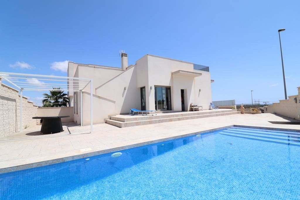 Maison de luxe à vendre à San Miguel de Salinas, 675 000 €, Photo 1