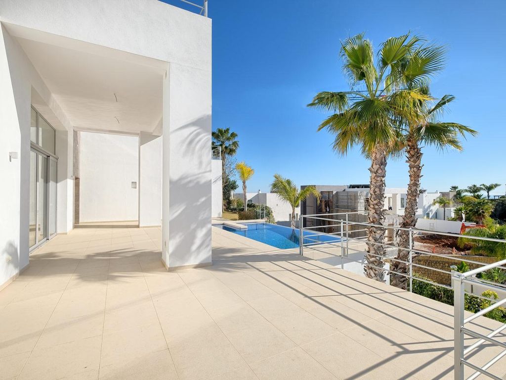 Maison de luxe à vendre à Benahavís, 2 200 000 €, Photo 3
