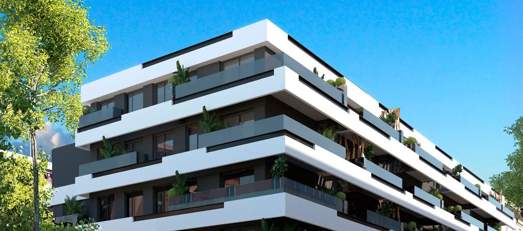 Luxury Apartment for sale in Fuengirola, 1 550 000 €, Photo 1
