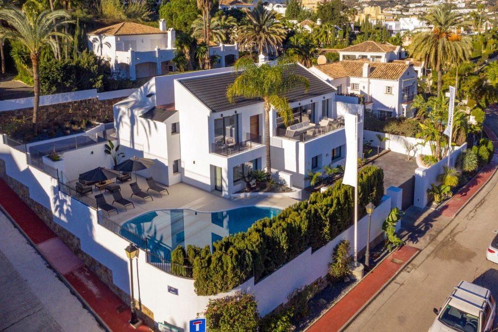 Luxury House for sale in Marbella, 2 695 000 €, Photo 7