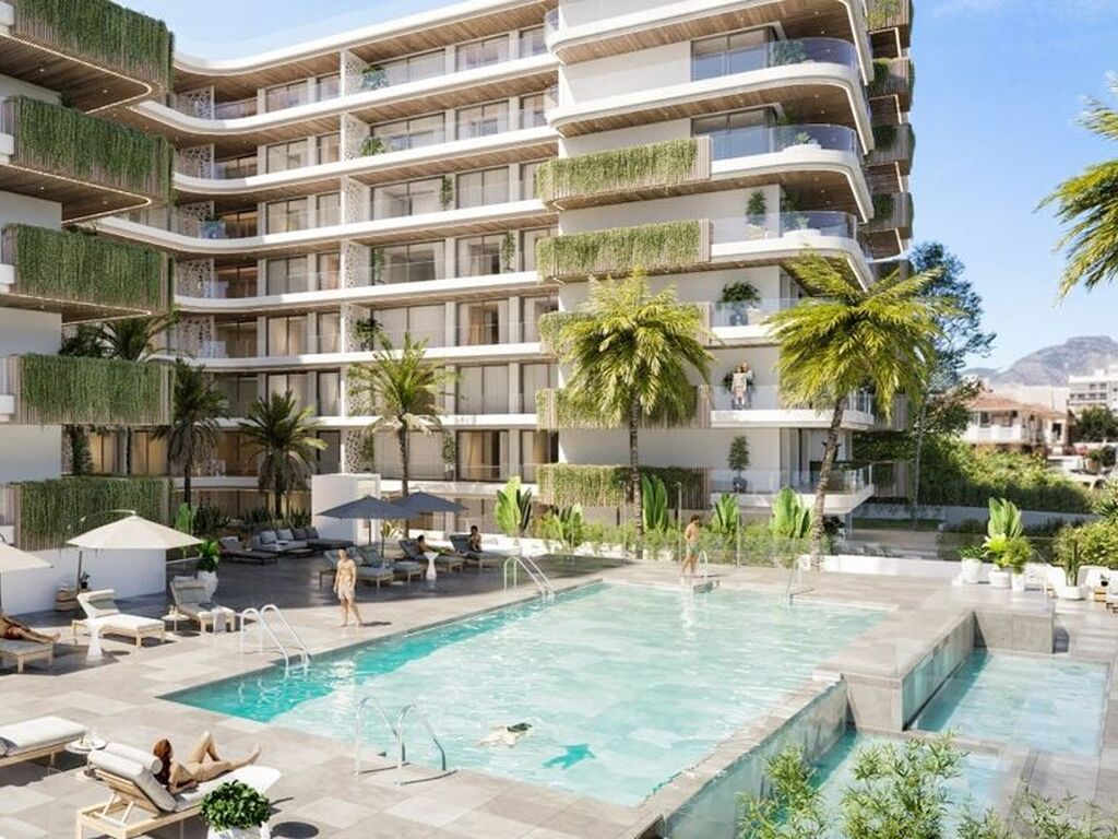 Luxury Apartment for sale in Fuengirola, 659 500 €, Photo 1