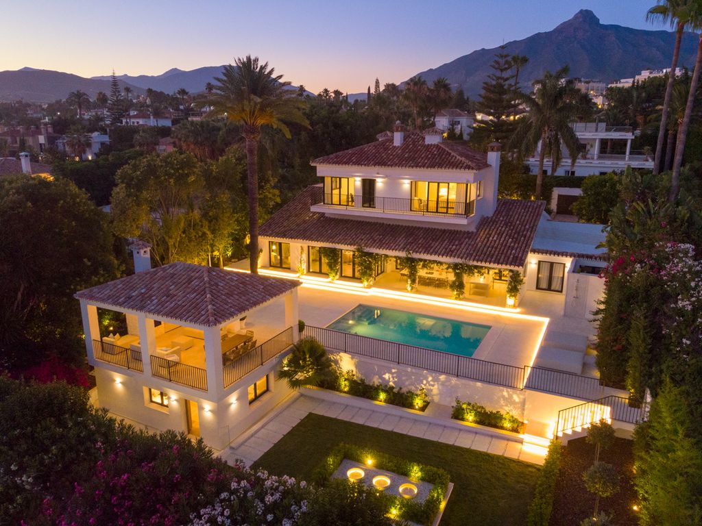 Maison de luxe à vendre à Marbella, 4 500 000 €, Photo 1