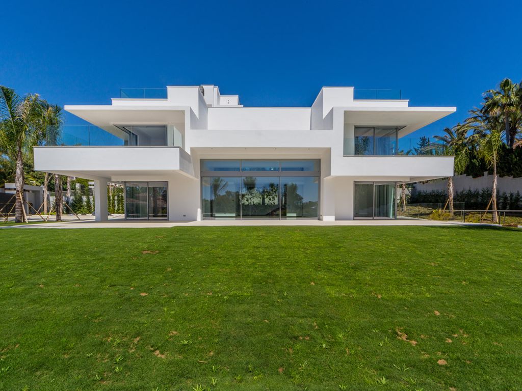 Luxury House for sale in Marbella, 4 250 000 €, Photo 1