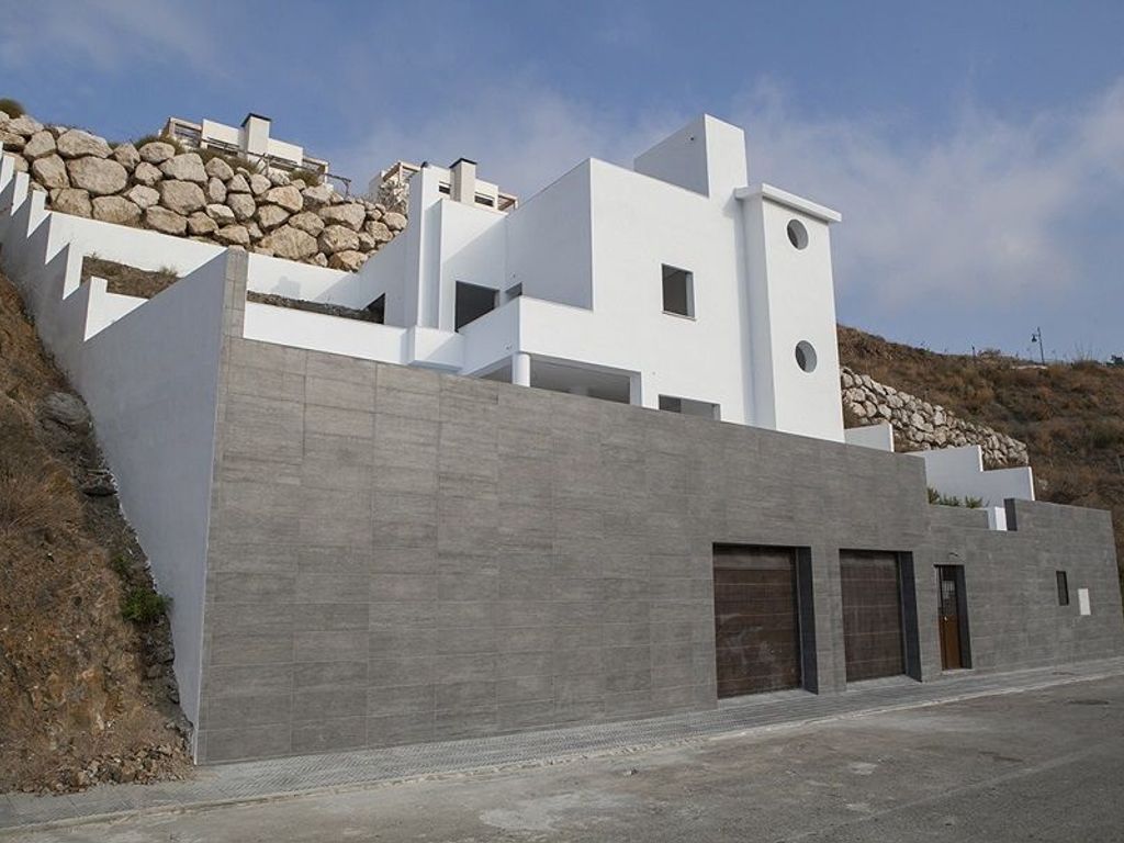 Luxury House for sale in Torrox, 555 000 €, Photo 3
