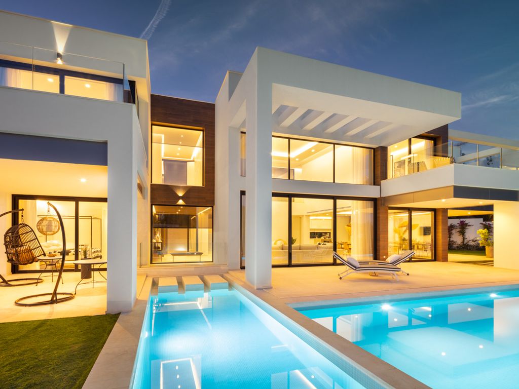 Luxury House for sale in Marbella, 3 295 000 €, Photo 2