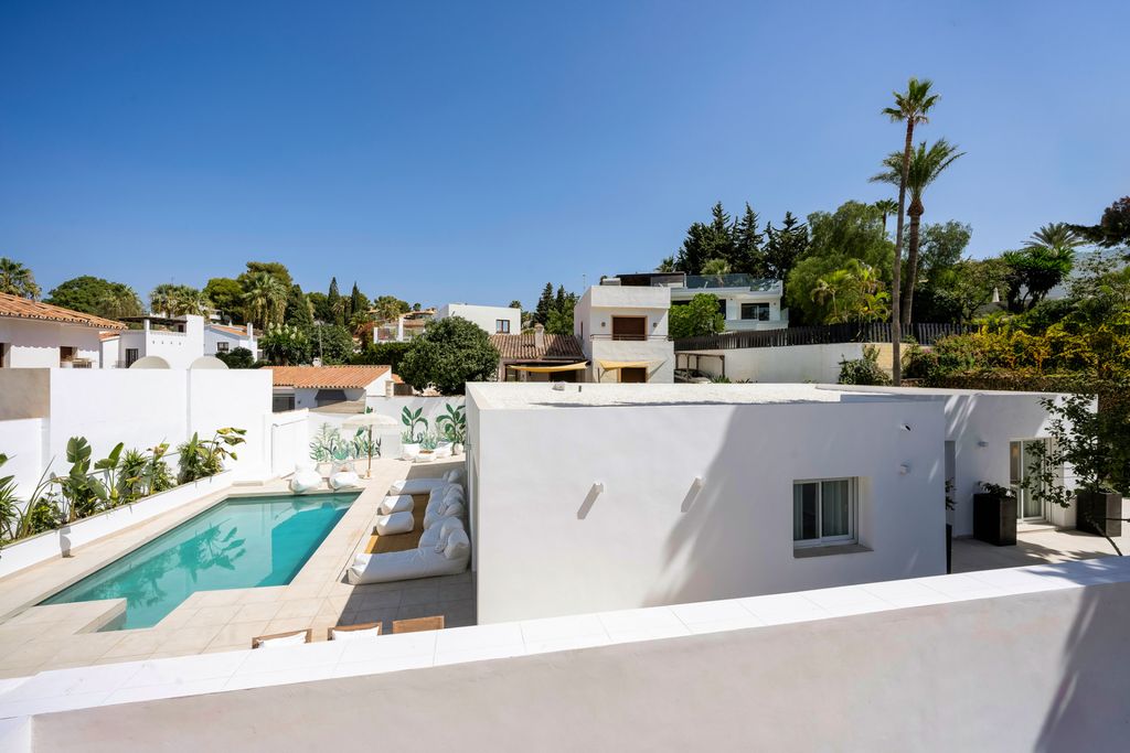 Maison de luxe à vendre à Marbella, 1 695 000 €, Photo 4
