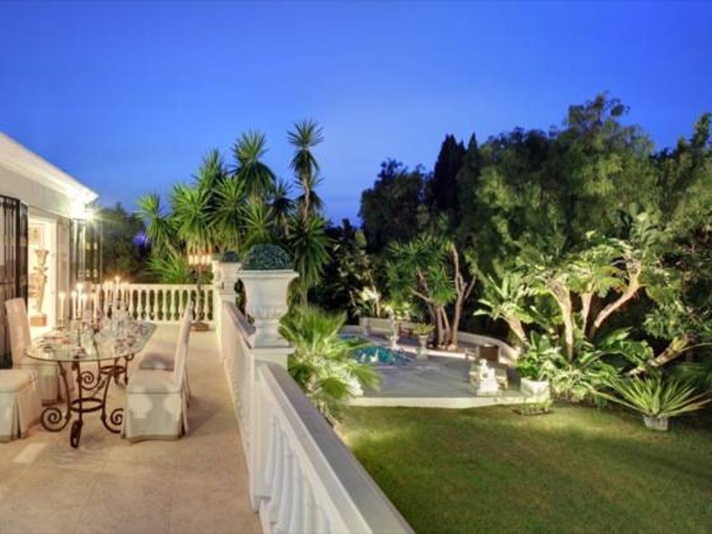 Luxury House for sale in Marbella, 1 750 000 €, Photo 2
