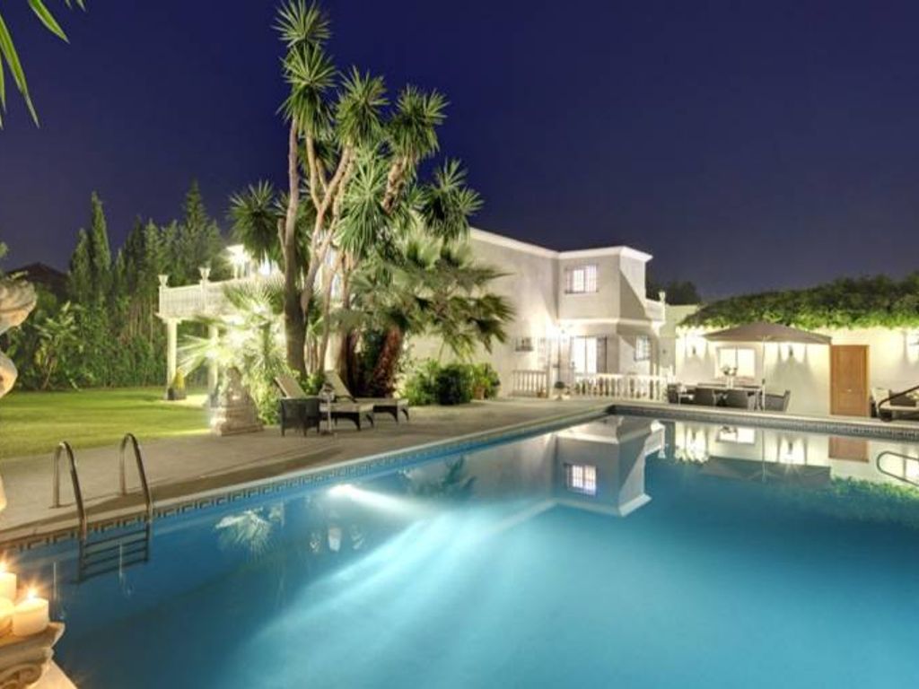 Luxury House for sale in Marbella, 1 750 000 €, Photo 5