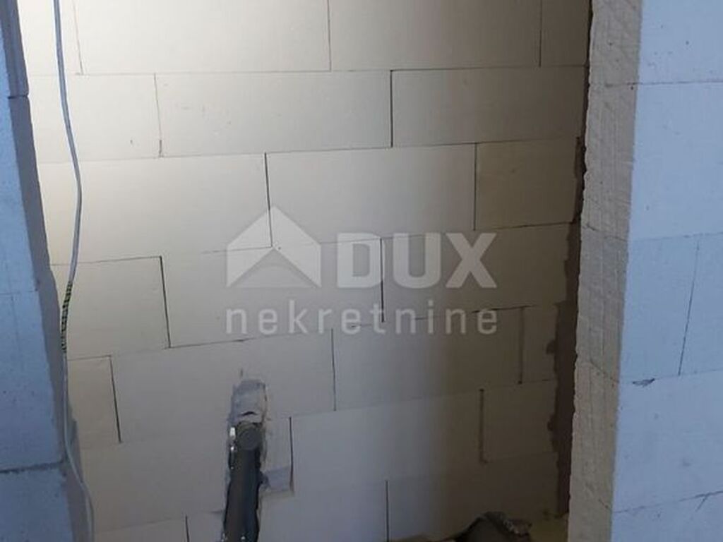 Appartement de luxe à vendre à Pula, 550 000 €, Photo 4