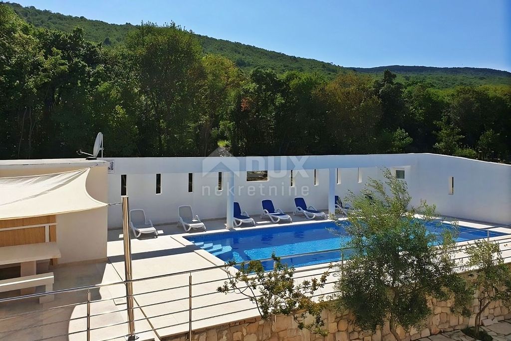 Maison de luxe à vendre à Labin, 730 000 €, Photo 2