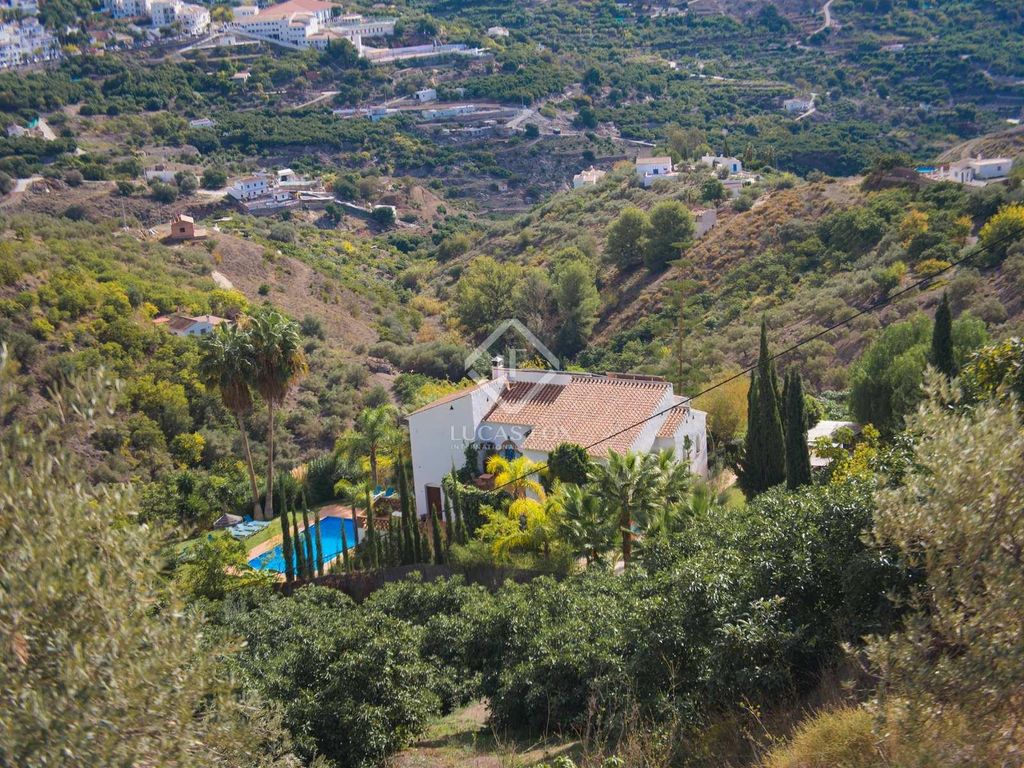 Luxury House for sale in Frigiliana, 1 300 000 €, Photo 2