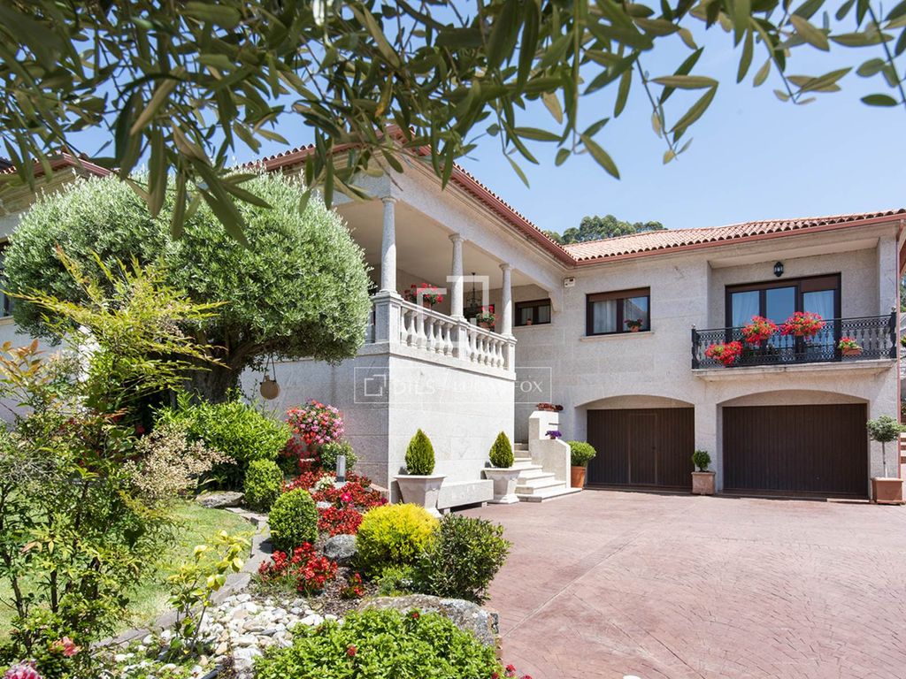 Luxury House for sale in Gondomar, 750 000 €, Photo 2